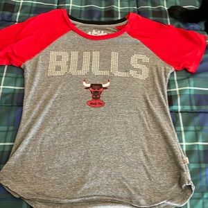 Women’s Bulls t shirt size medium